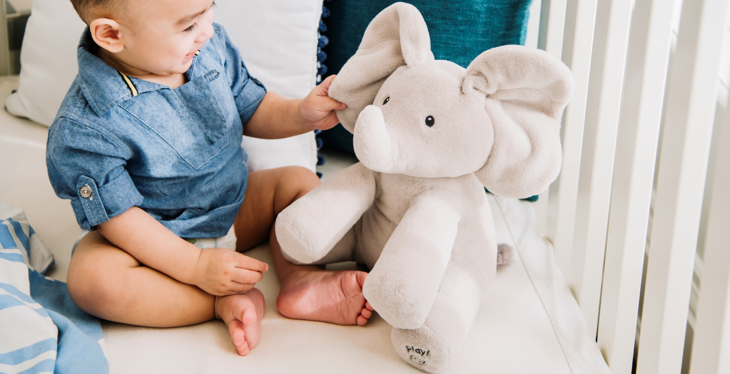 Peluche interactive Flappy L'Eléphant un jouet d'éveil idéal pour les bébés