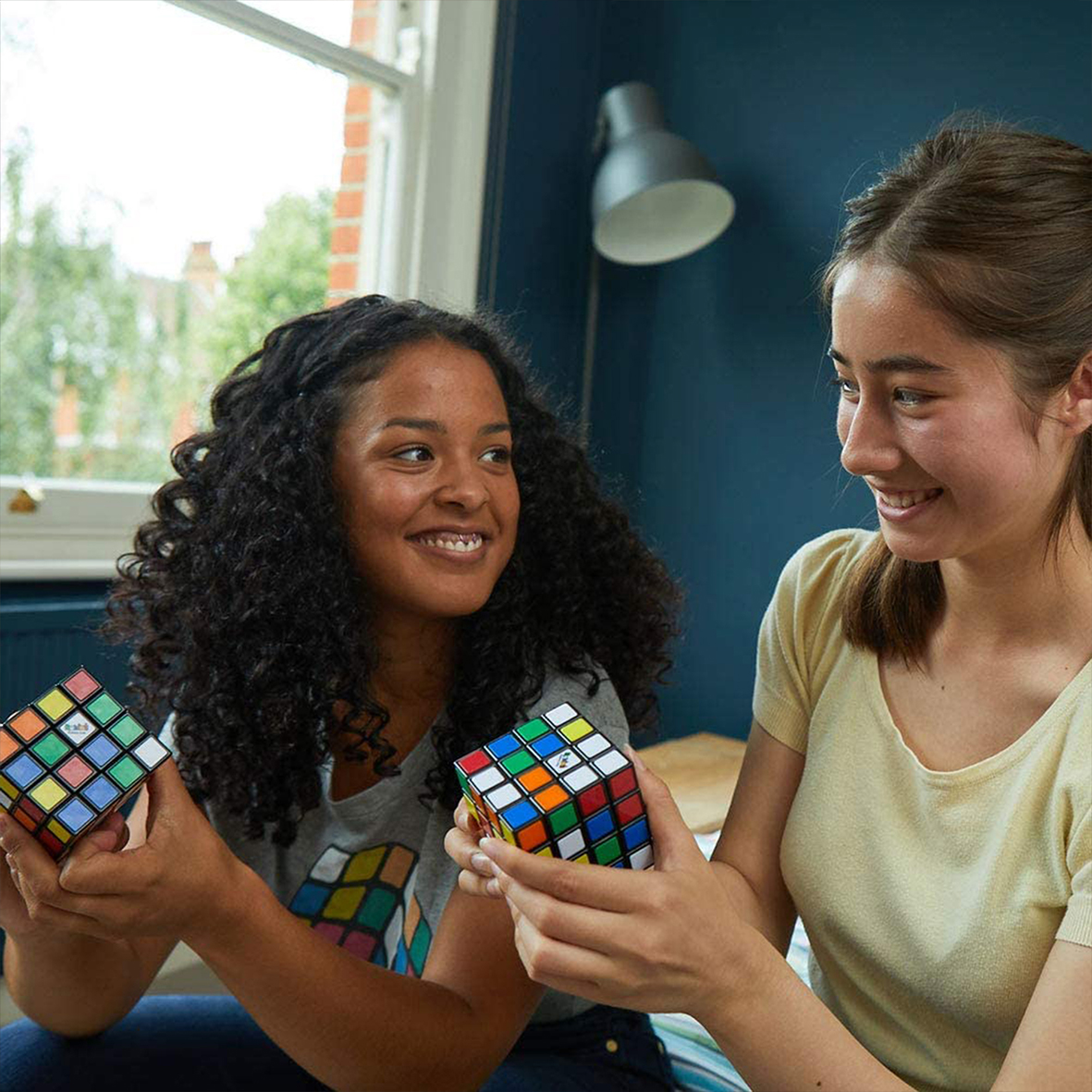 Rubik's speed cube 3x3 Rubik : King Jouet, Jeux de réflexion Rubik - Jeux  de société
